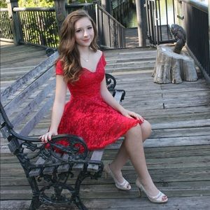 Meet your Posher, Brooke